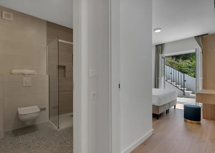 Sky High Vikendica Brela