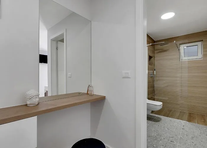 Sky High Vikendica *